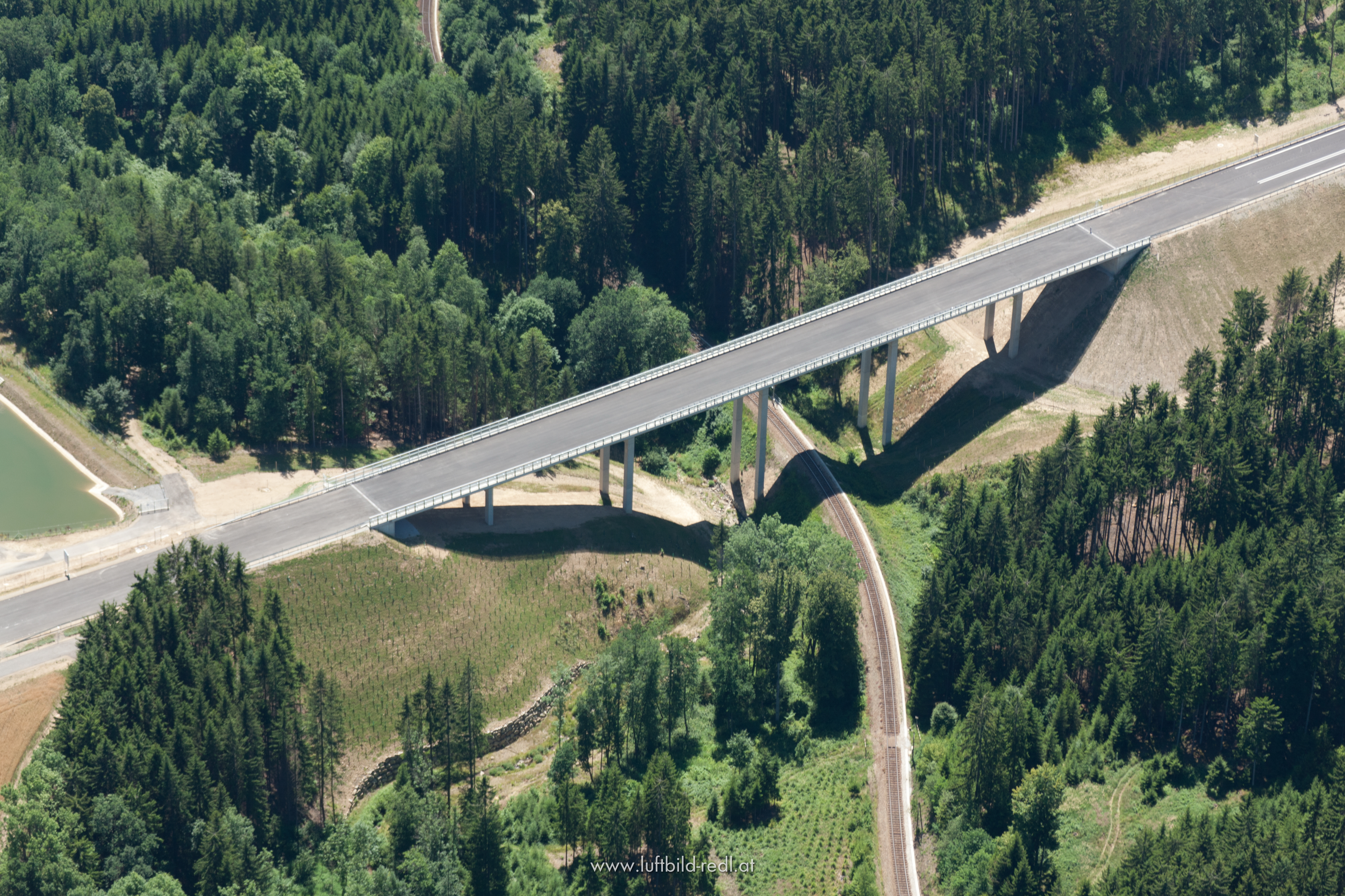 Umfahrung Zwettl - Výstavba ciest a mostov