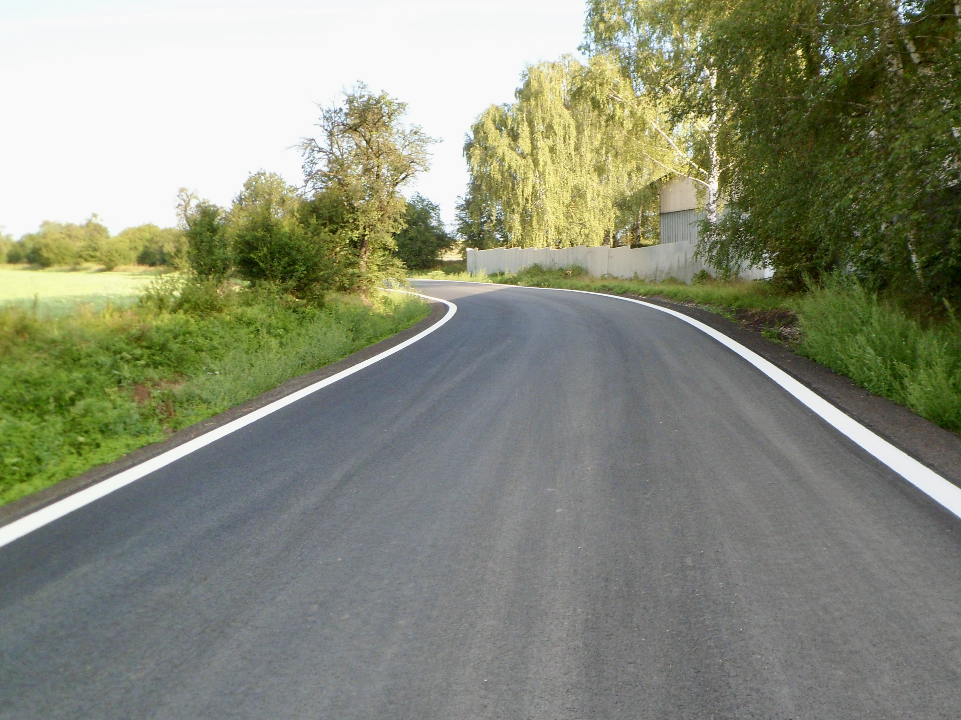 Silnice II/329 – rekonstrukce úseku Plaňany–Radim - Výstavba ciest a mostov