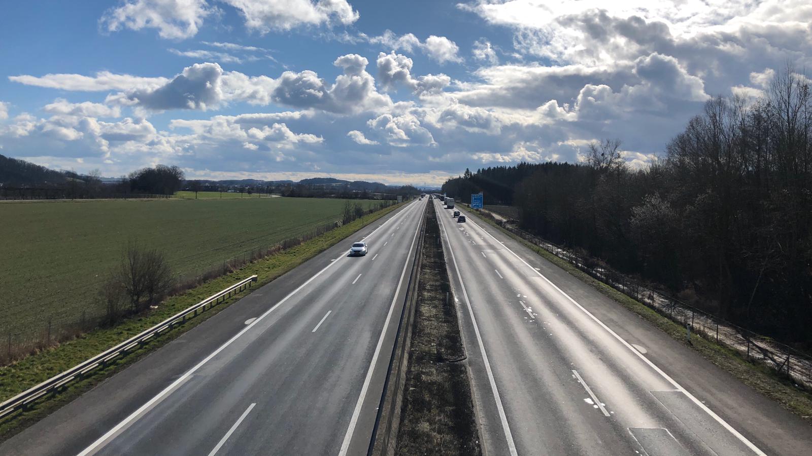 A08 Innkreisautobahn AST Ort - AST Suben - Výstavba ciest a mostov