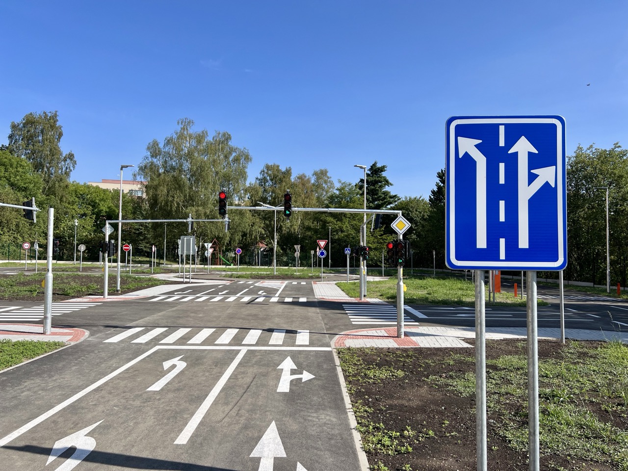 Příbram – rekonstrukce dopravního hřiště - Výstavba ciest a mostov