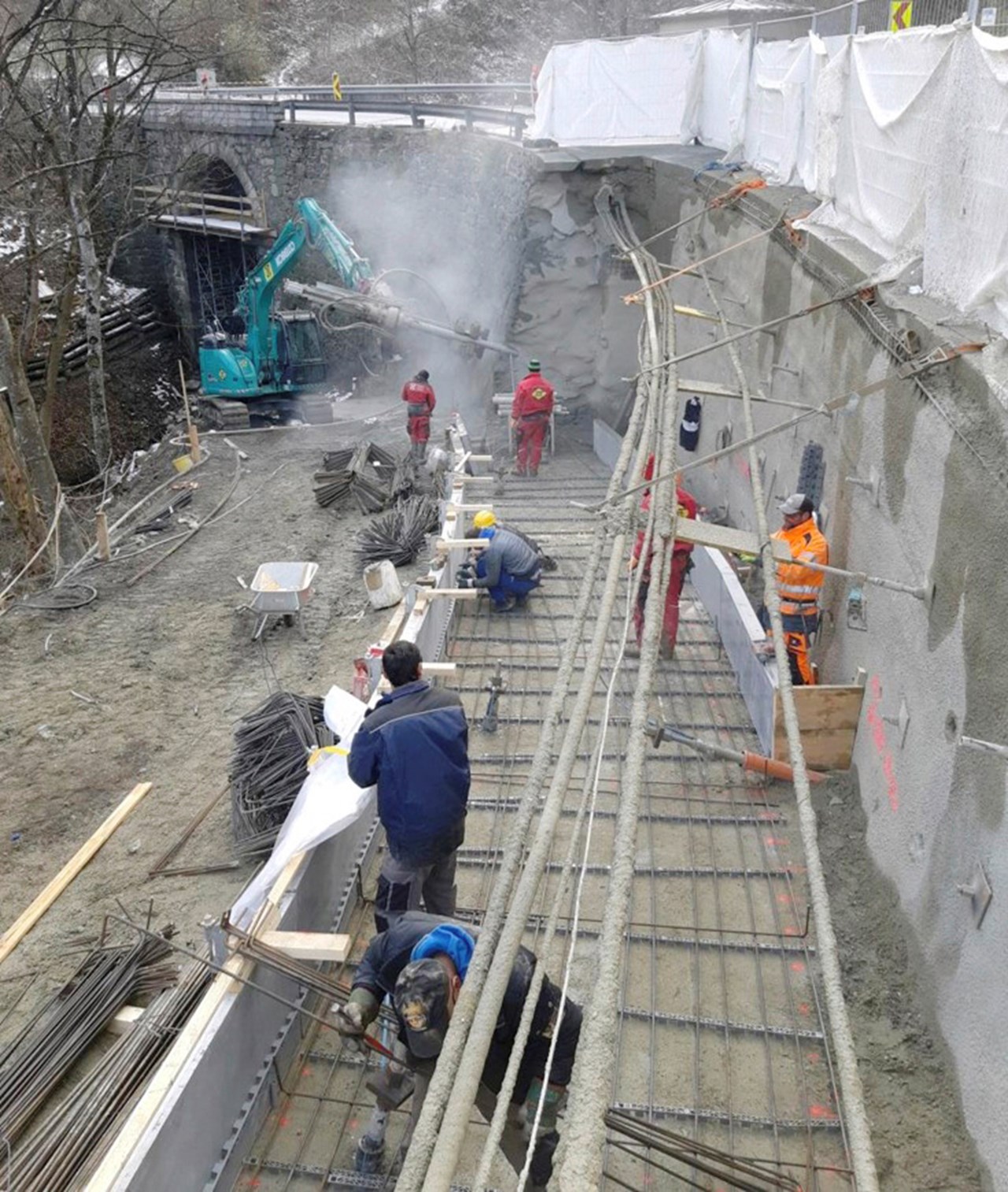 Tiefbau-Arbeiten, Mairtalbrücke - Inžinierske stavby Tiefbau-Arbeiten, Mairtalbrücke - Inžinierske stavby