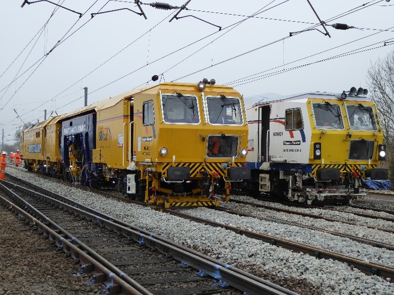 Network Rail-Supply and Operation of On Track Machines - Železničné stavby