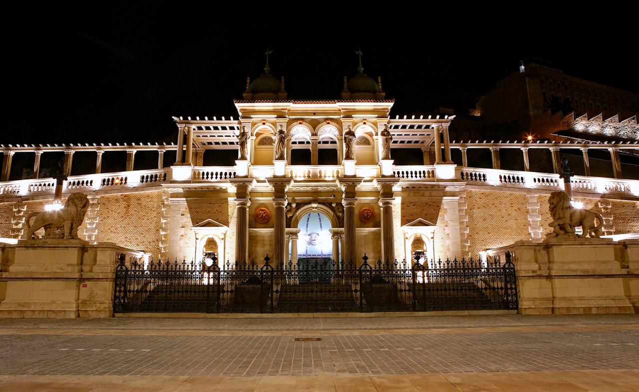 Várkert  Bazár rekonstrukciója  - Pozemné stavby Várkert  Bazár rekonstrukciója  - Pozemné stavby
