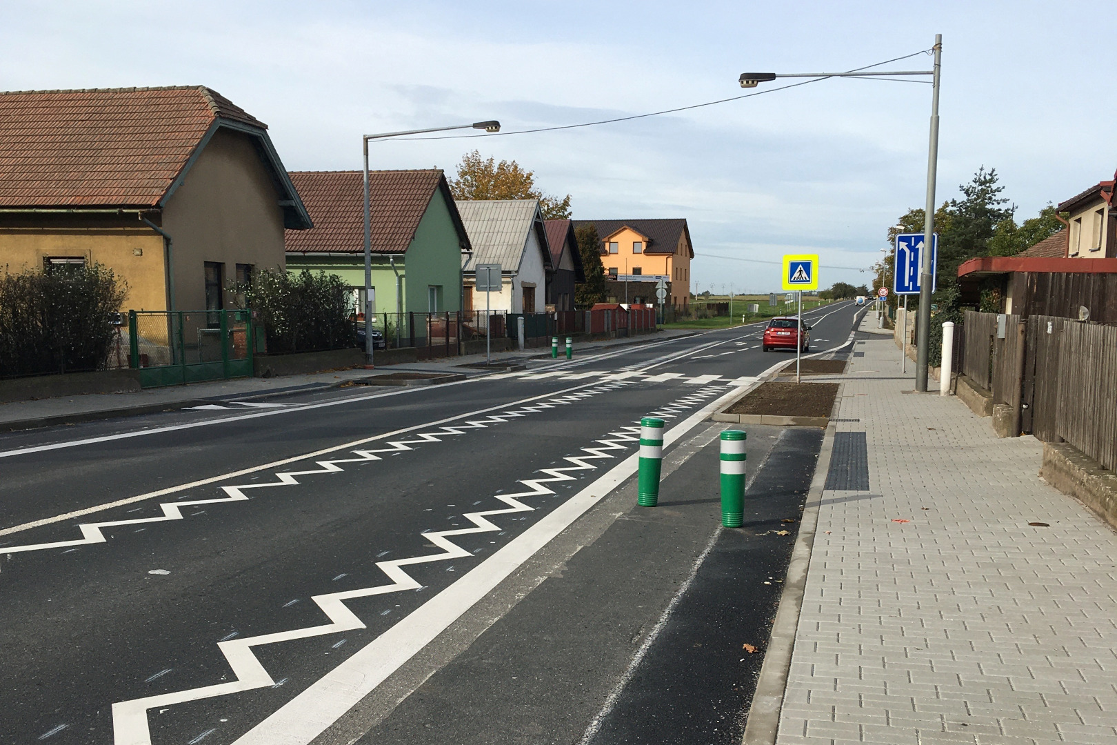 Rostoklaty – oprava chodníků - Výstavba ciest a mostov