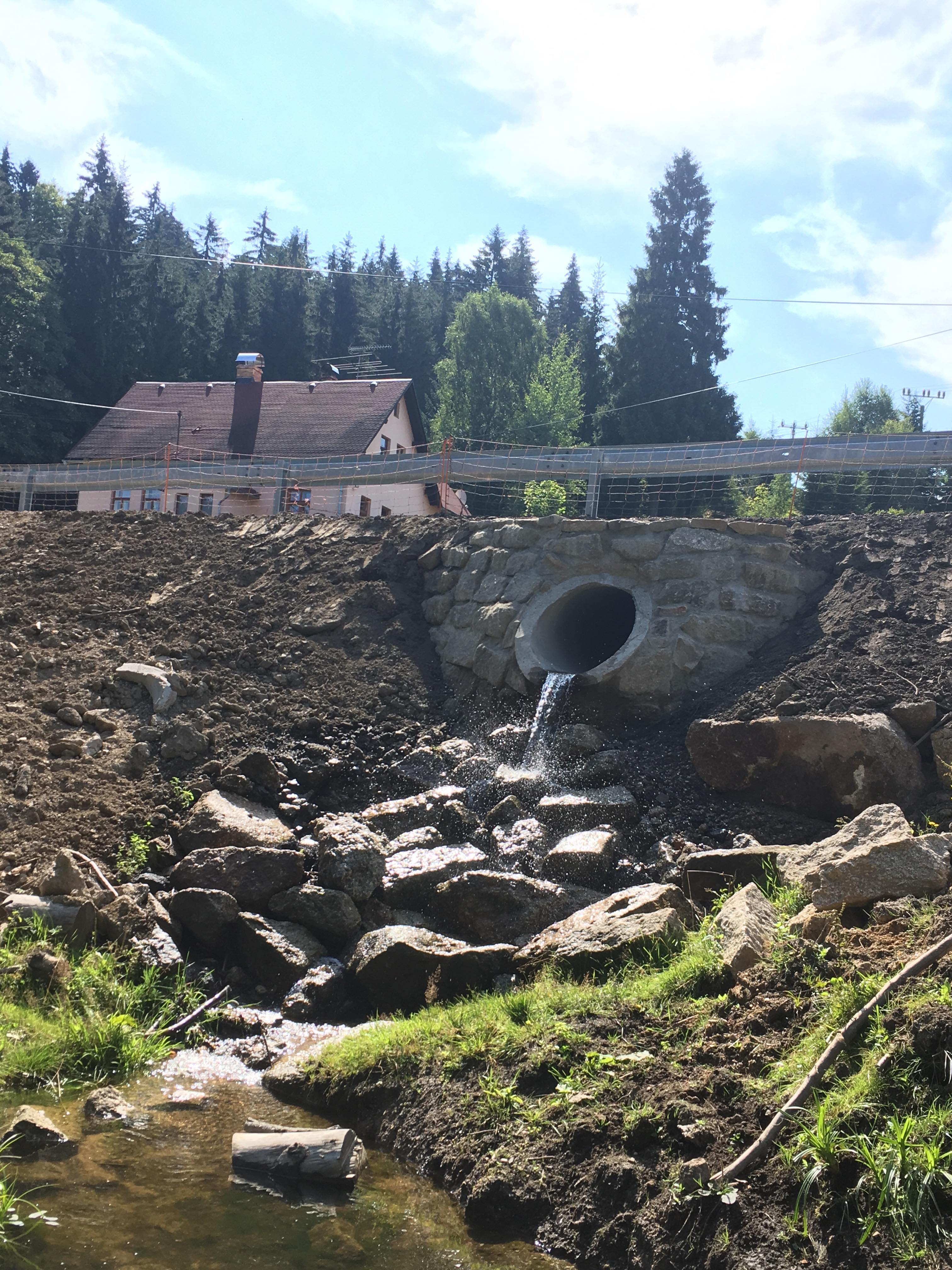 Silnice III/29022 – rekonstrukce úseku Hrabětice – Josefův Důl - Výstavba ciest a mostov