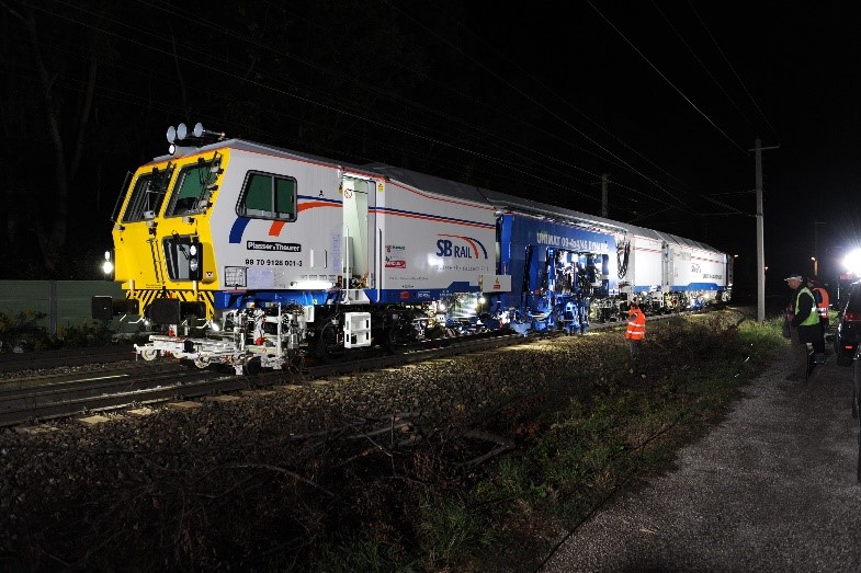 Network Rail-Supply and Operation of On Track Machines - Železničné stavby