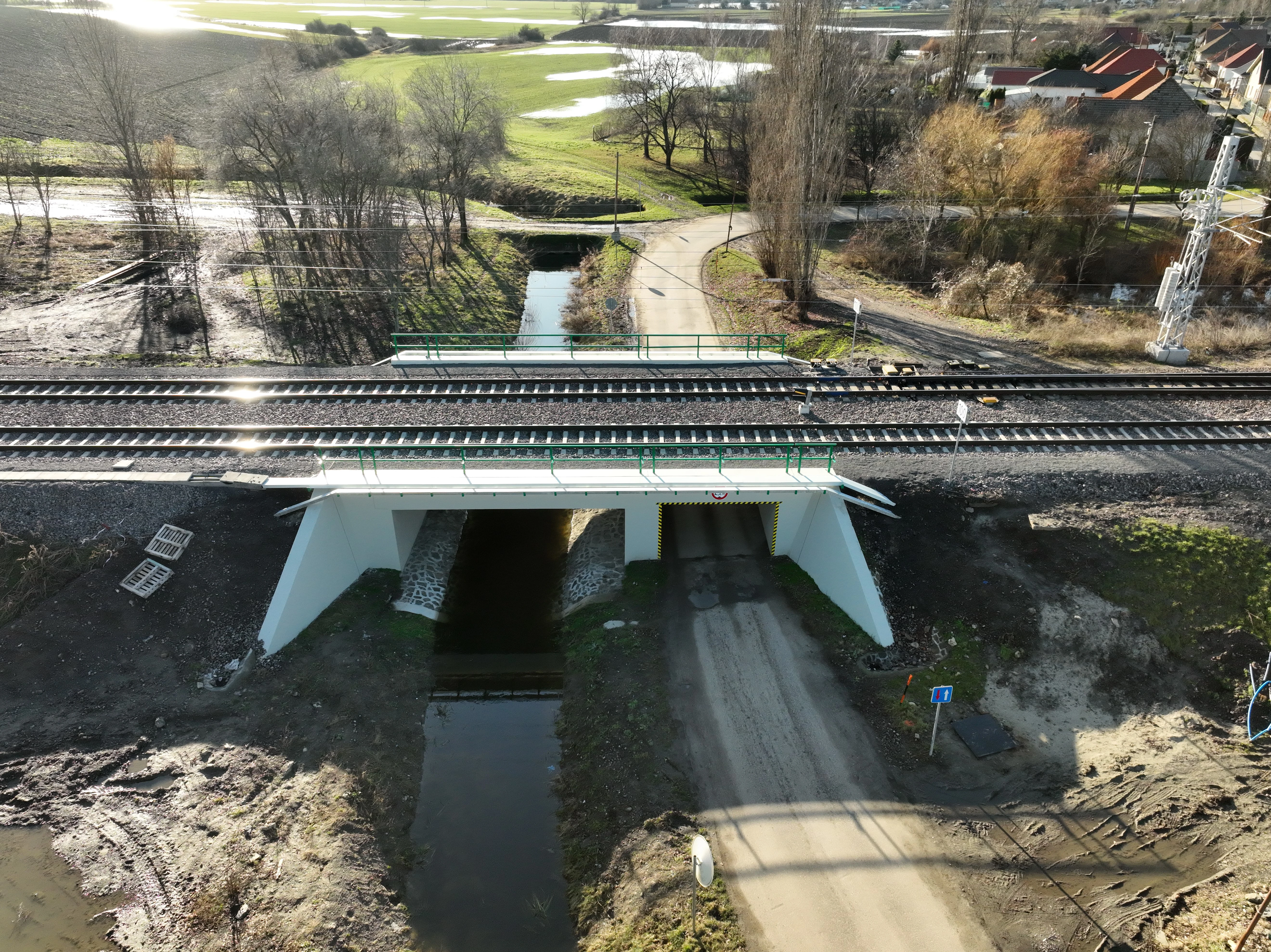 Trnovec Nad Váhom (3)