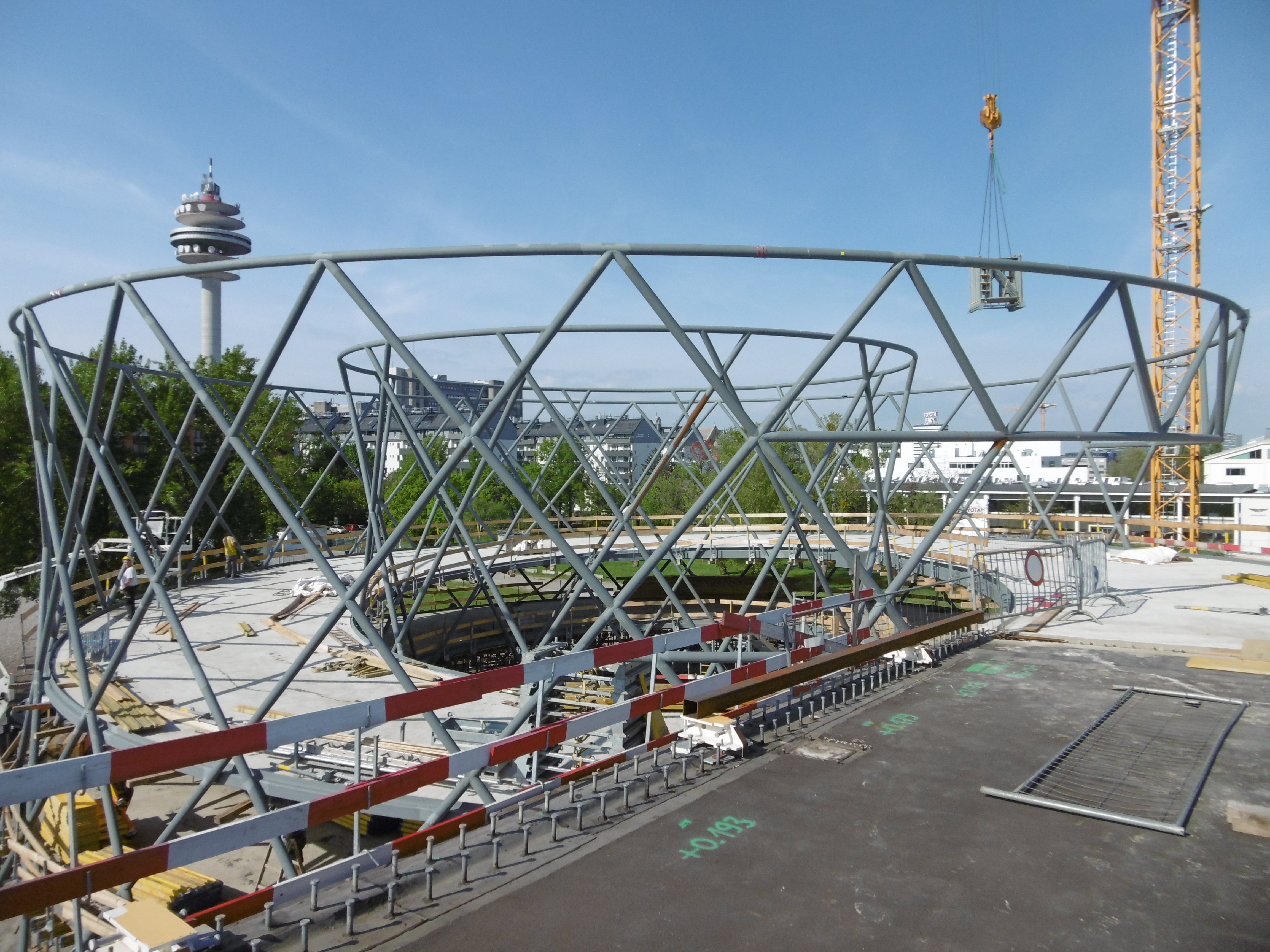 Südbahnhofbrücke Rampe Nord & Wendel - Pozemné stavby