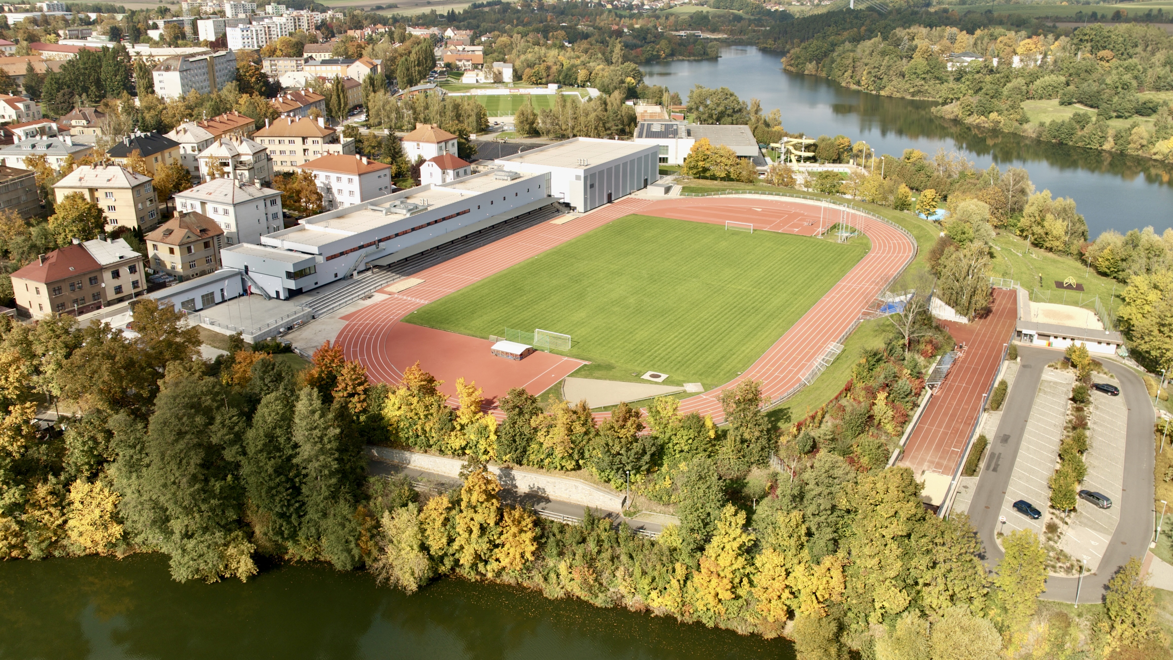 Tábor – retoping povrchů na Stadionu Míru - Špeciálne kompetencie