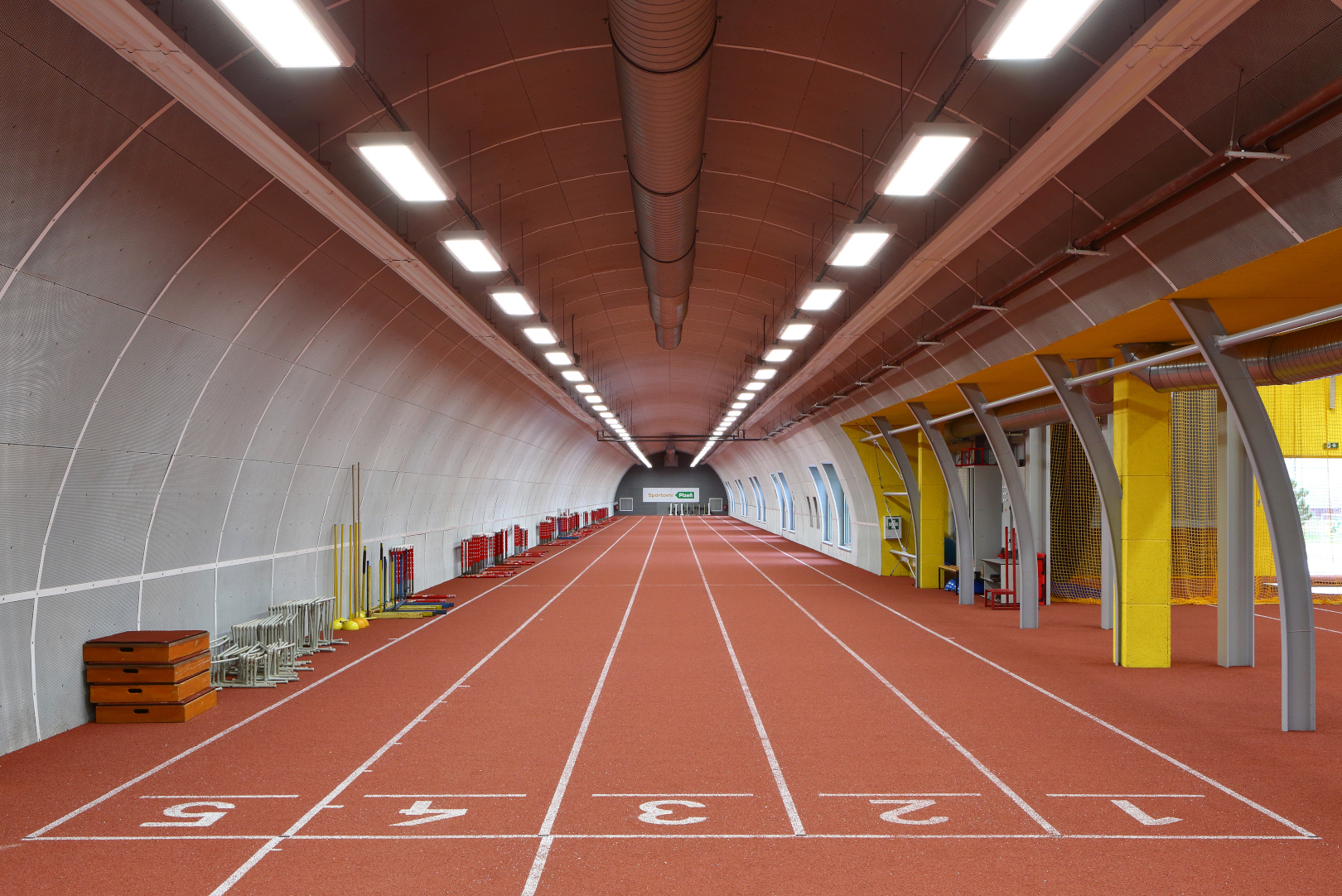 Plzeň, atletický stadion Skvrňany – rozšíření stávající rozcvičovny - Pozemné stavby