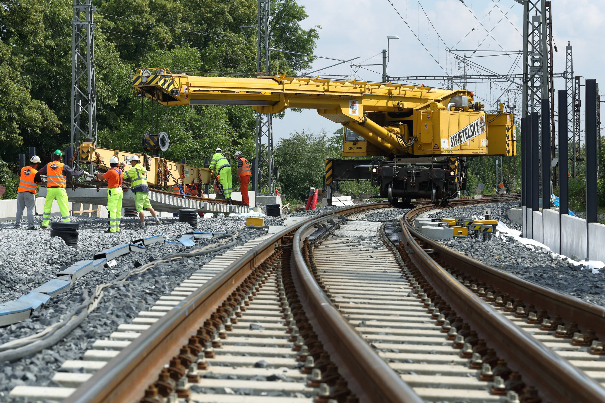 Obnova železniční stanice, Čelákovice - Železničné stavby