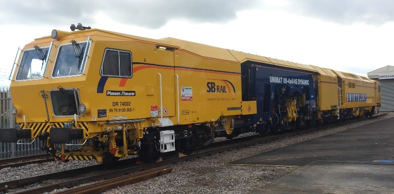 Network Rail-Supply and Operation of On Track Machines - Železničné stavby