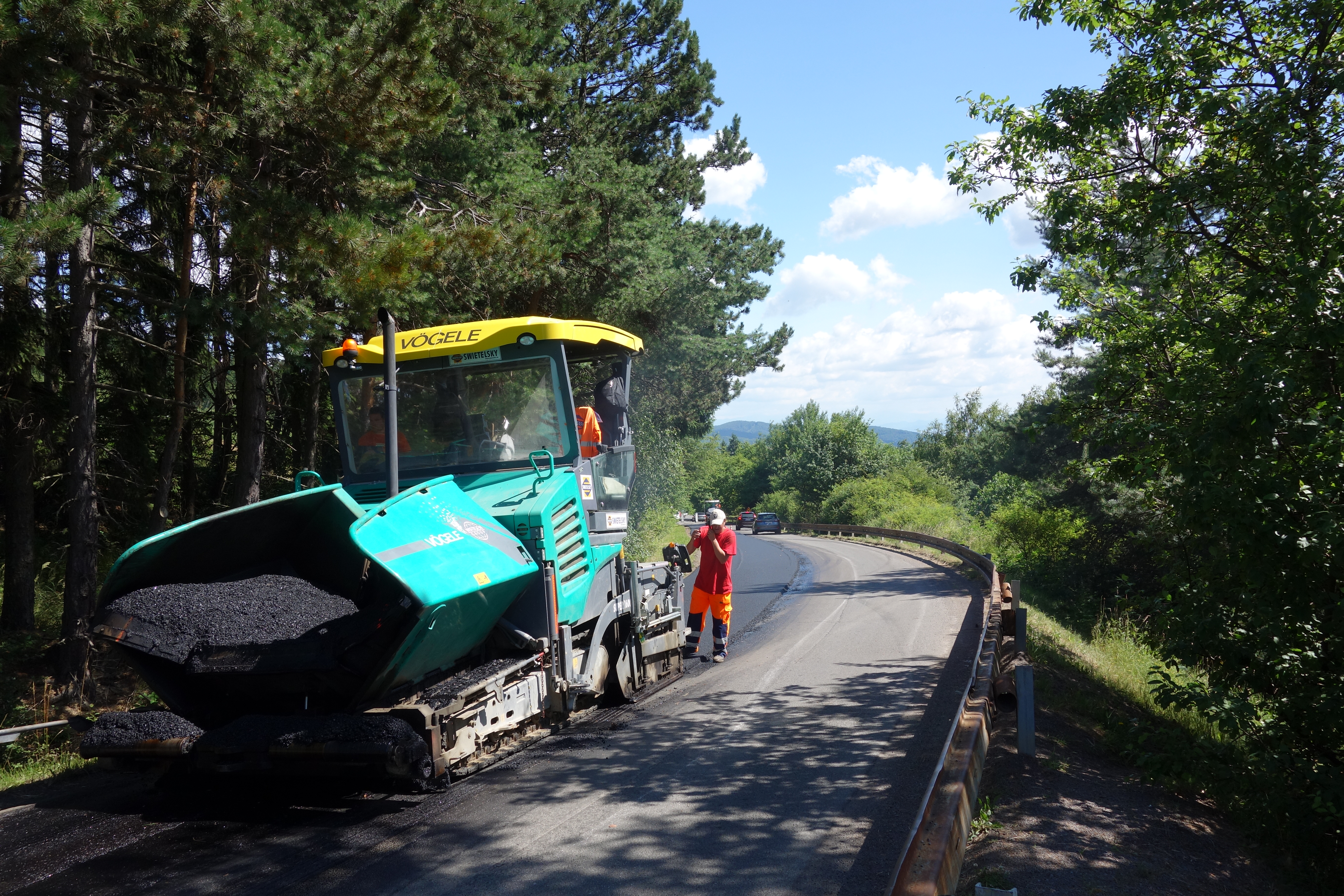 Rekonštrukcia cesty Banská Štiavnica - križovatka - Výstavba ciest a mostov