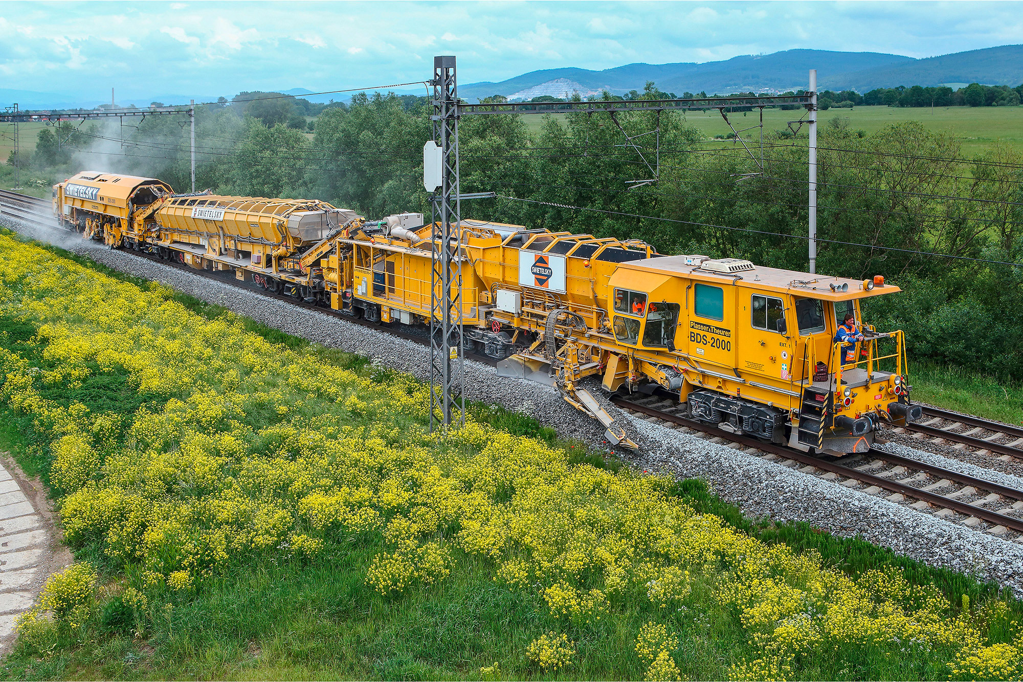 Schotterplaniermaschine BDS 2000, Fischamend - Železničné stavby