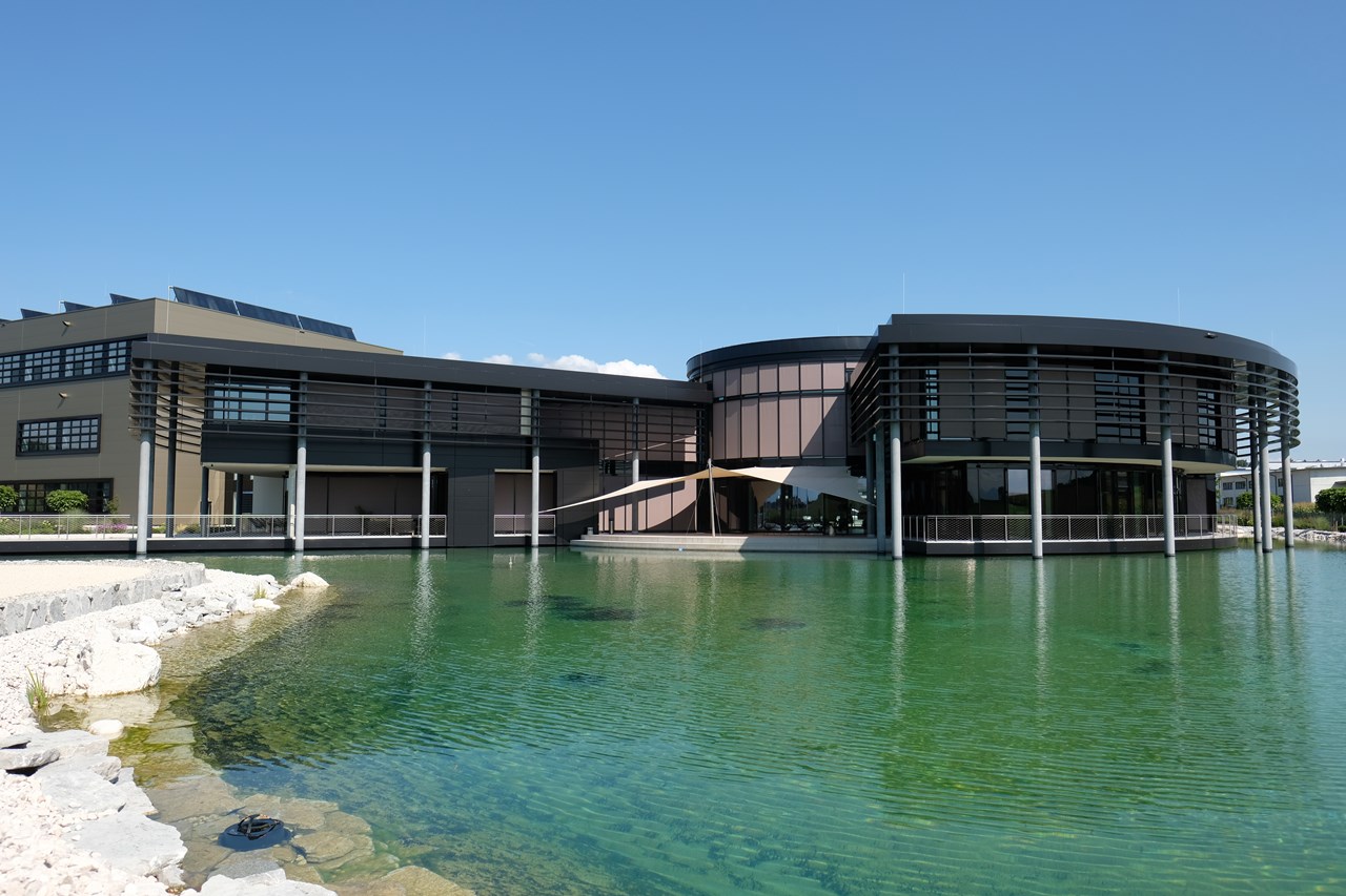 ZALTECH International GmbH Moosdorf - Špeciálne kompetencie ZALTECH International GmbH Moosdorf - Špeciálne kompetencie