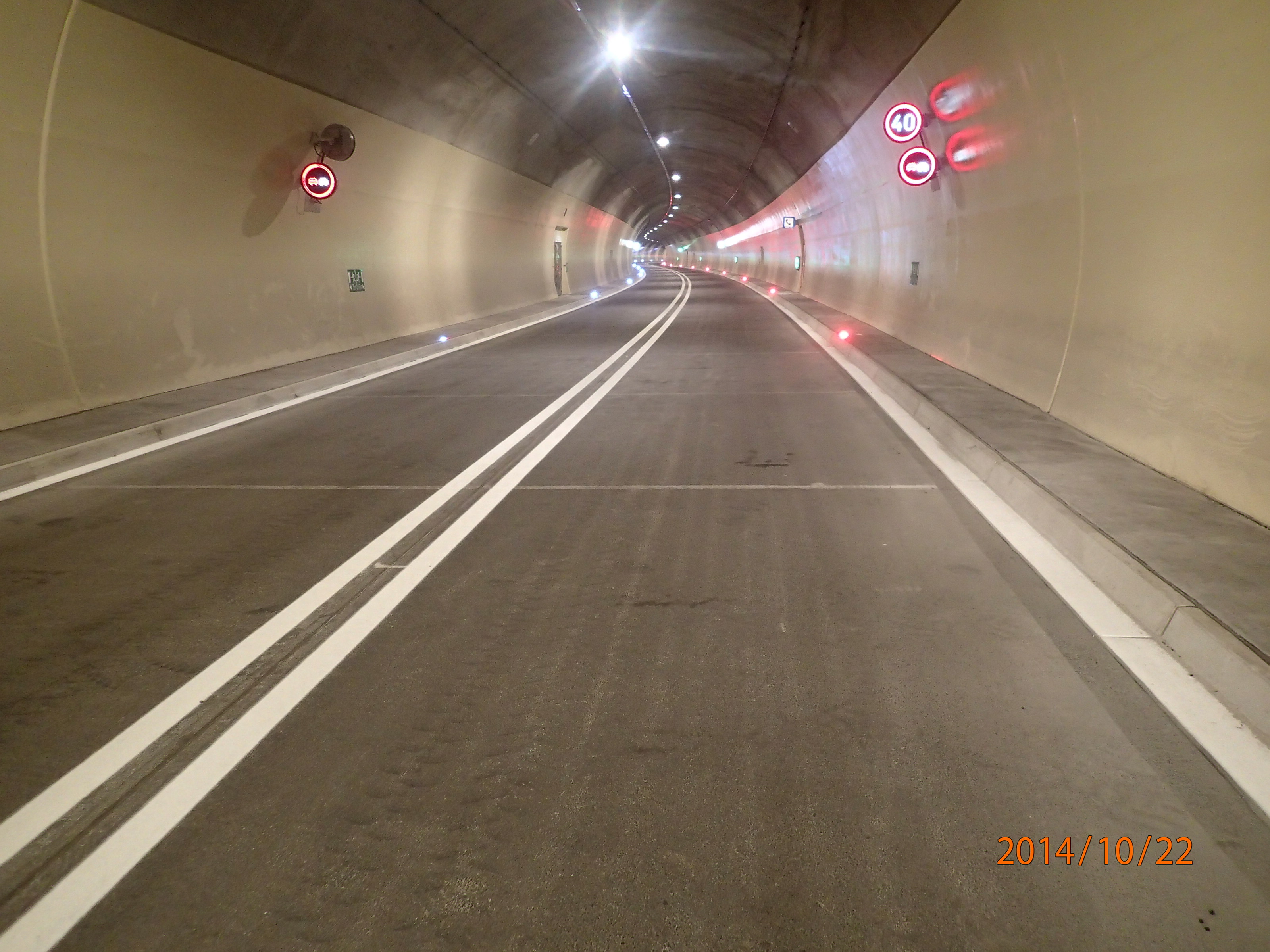 S10 Tunnel Neumarkt - Výstavba tunelov