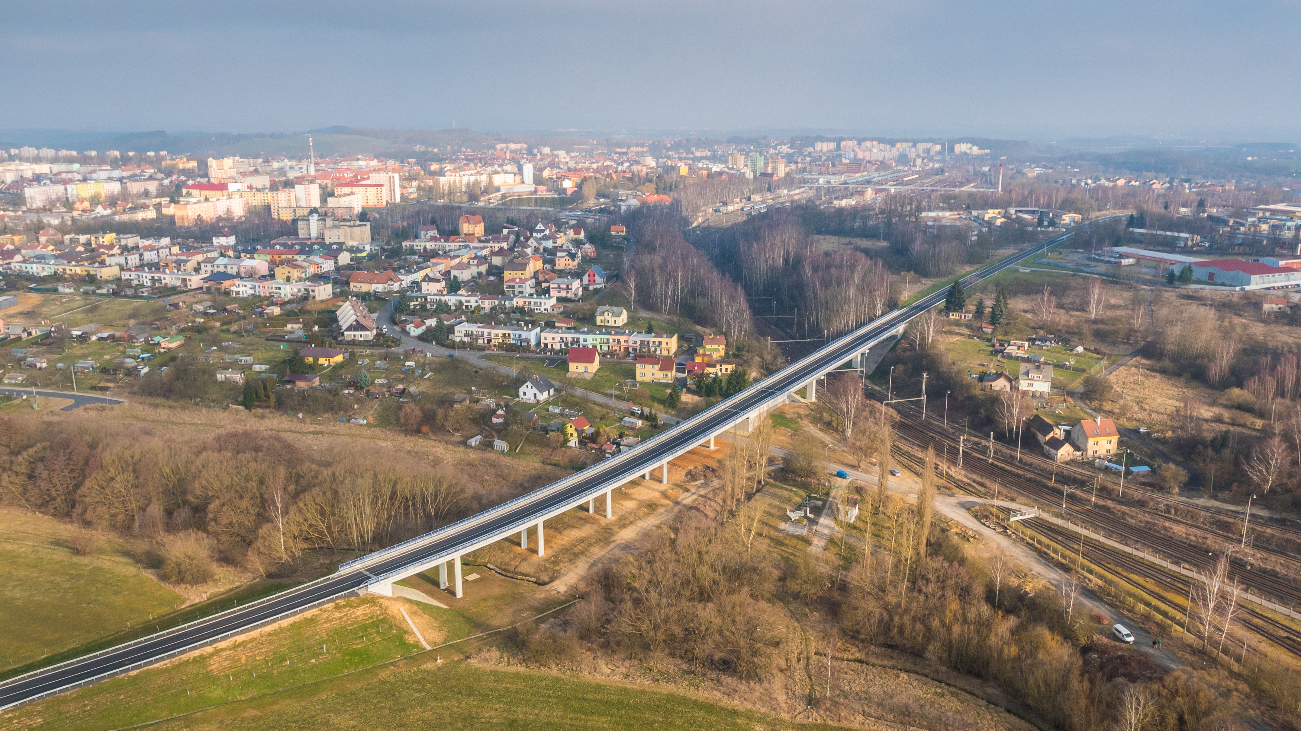 Silnice II/214 – jihovýchodní obchvat Chebu - Výstavba ciest a mostov