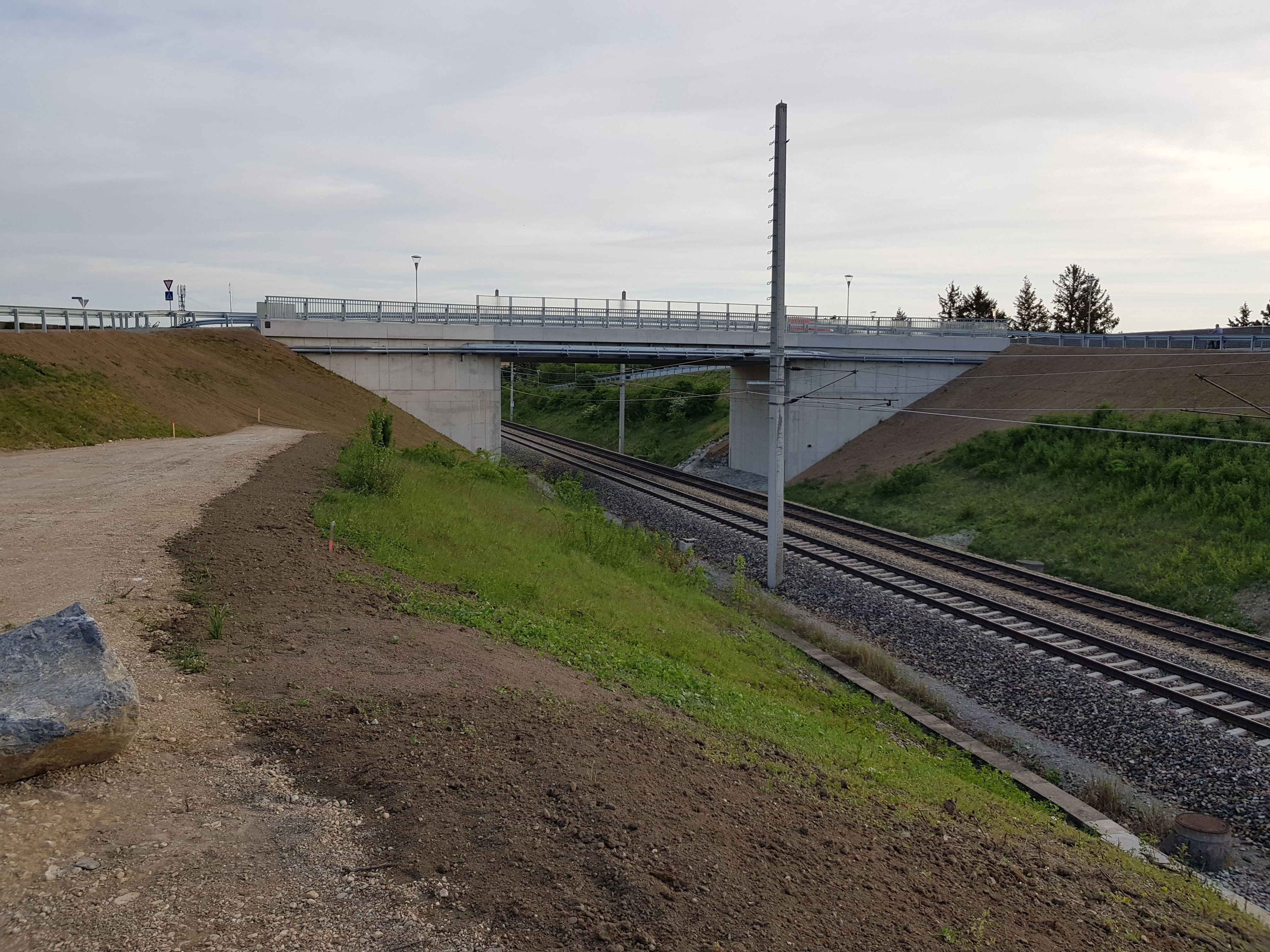 Überfahrtsbrücke Kottingbrunn - Výstavba ciest a mostov