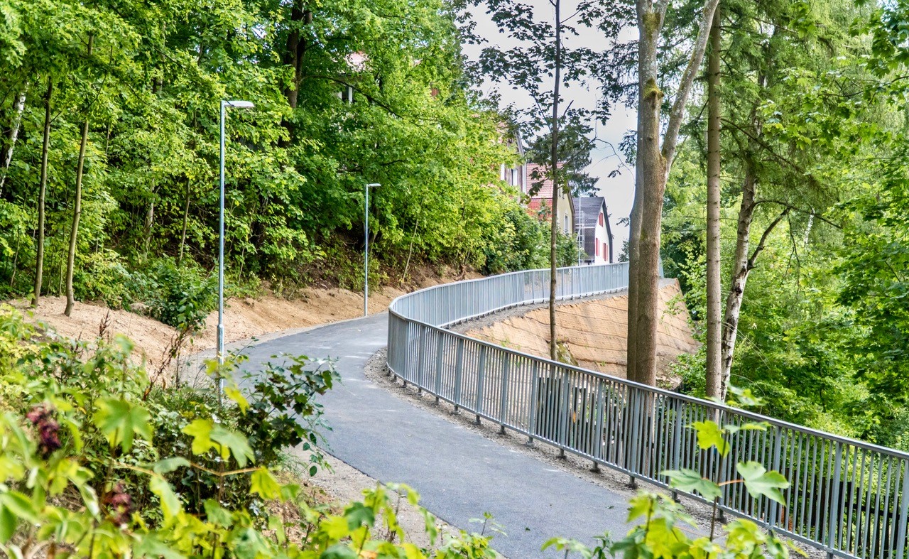 Jablonec nad Nisou – výstavba cyklostezky Odra–Nisa, úsek ul. 5. května – sjezd na silnici I/14 - Výstavba ciest a mostov